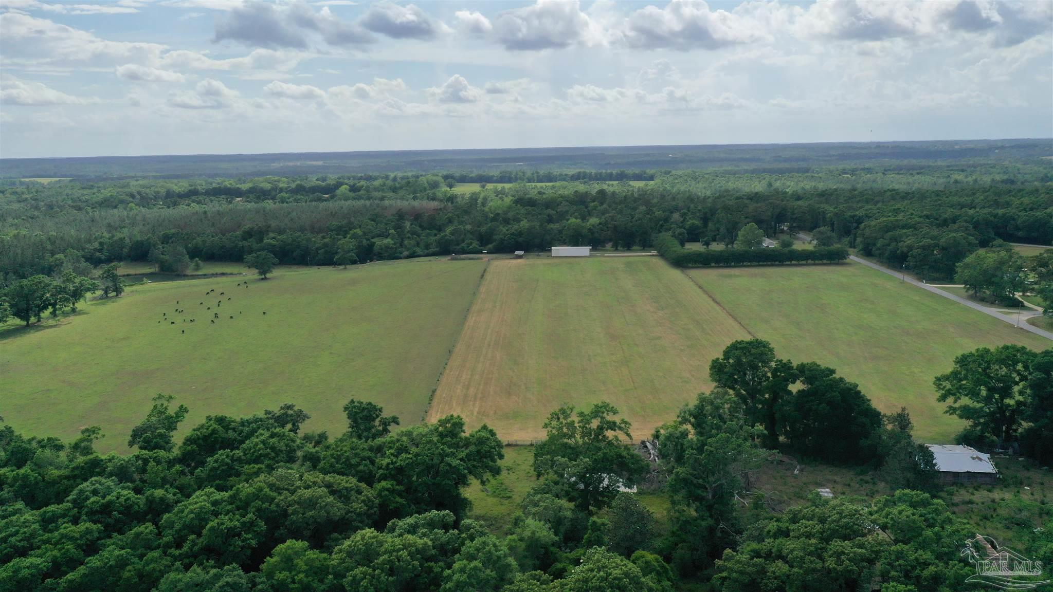 Property Photo:  Lot 6 Hall Rd  FL 32565 