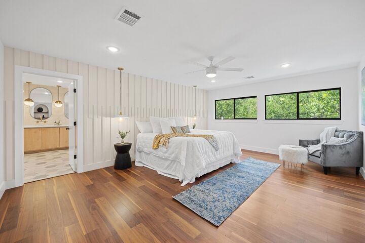Property Photo: 7518 Stonecliff Drive TX 78731