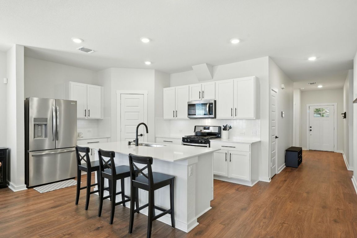 Property Photo: 233 Lavaca River Lane TX 78634
