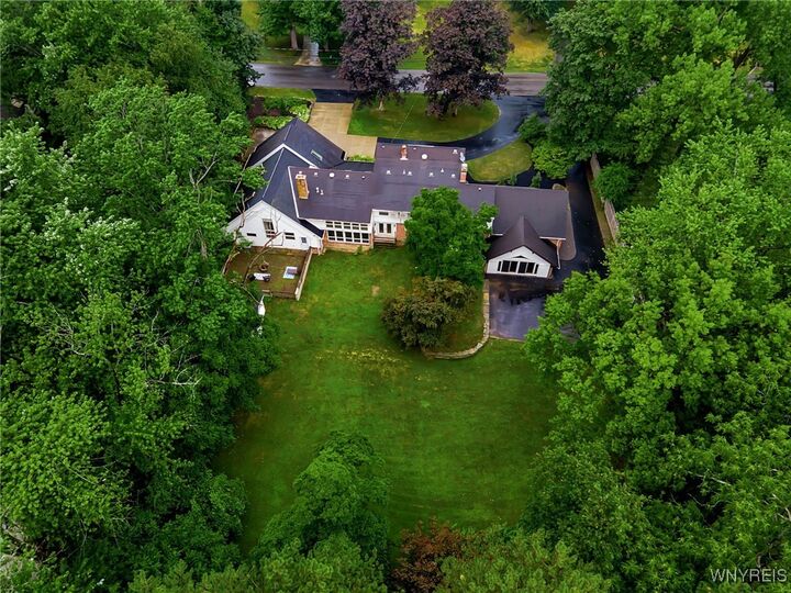 Property Photo:  1750 Woodard Road  NY 14059 