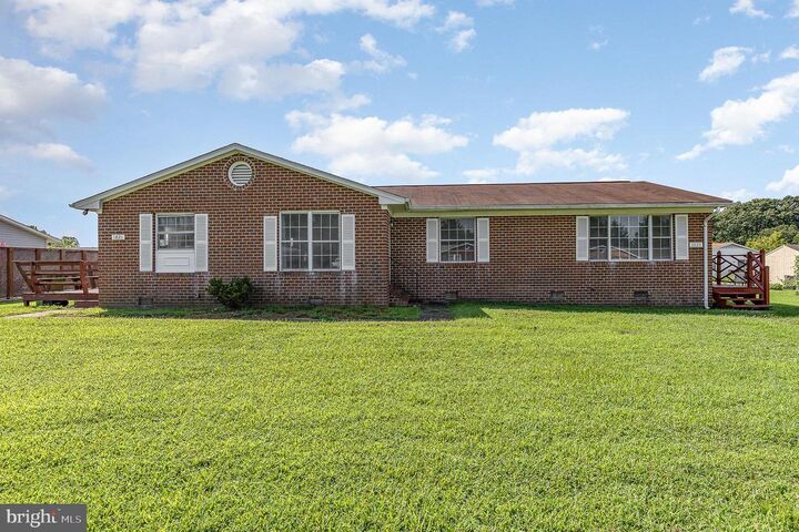Property Photo: 1824 Meadow Drive VA 22405