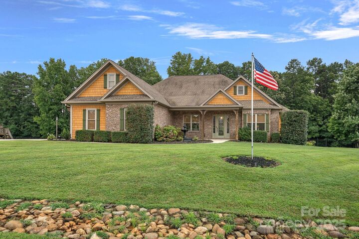 Property Photo: 175 Savannah Crossing Drive NC 28115