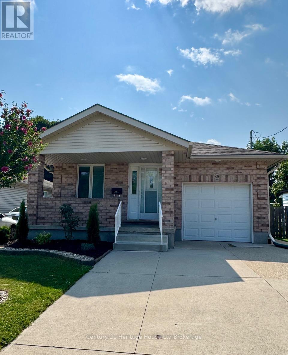 Photo de la propriété:  28 Teeple Street  ON N4S 3Y7 