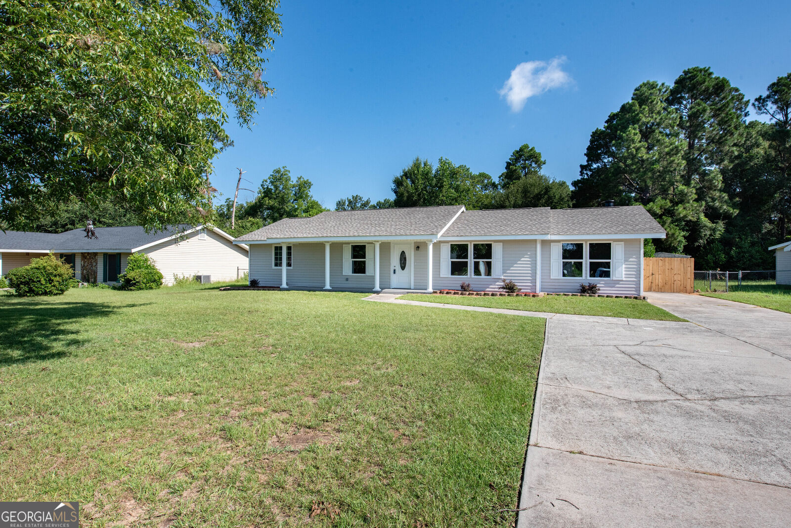 Property Photo:  401 Feagin Mill Road  GA 31088 
