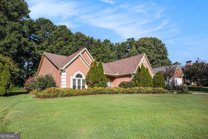 Property Photo:  1576 Poplarwood Lane Northwest  GA 30043 