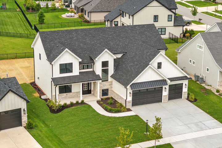 Property Photo: 9770 Dunegrass Way IN 46373