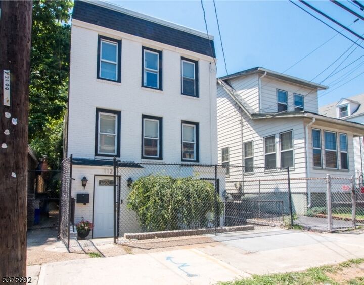 Property Photo:  112 Bragaw Ave  NJ 07112 