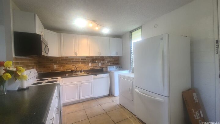 95-273 Waikalani Drive D1005  Mililani HI 96789 photo