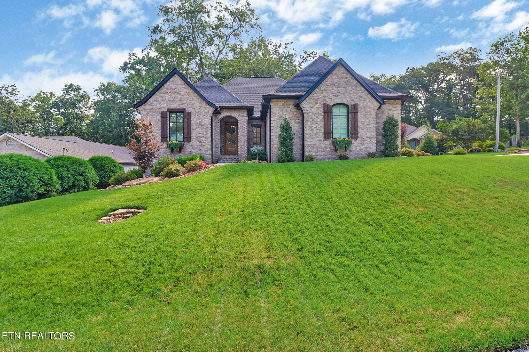 Property Photo:  21 Oakcrest Circle  TN 38558 