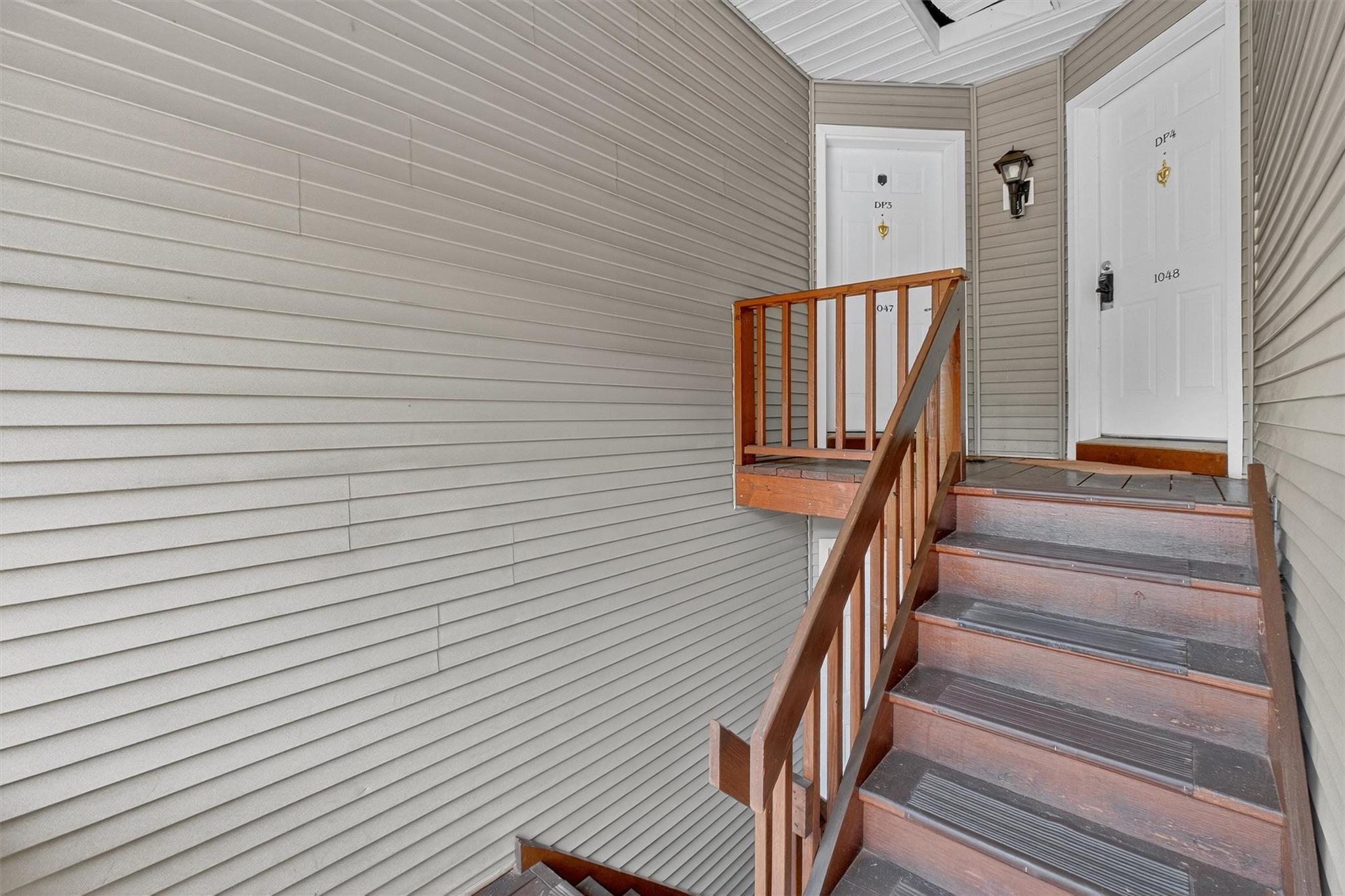 Property Photo:  1047 Washington Green 1047  NY 12553 