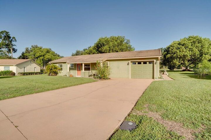 8429 Jacqueline Court  Zephyrhills FL 33541 photo