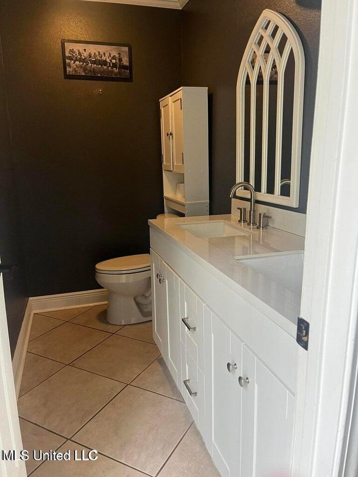 Property Photo: 3310 Washington Avenue MS 39581