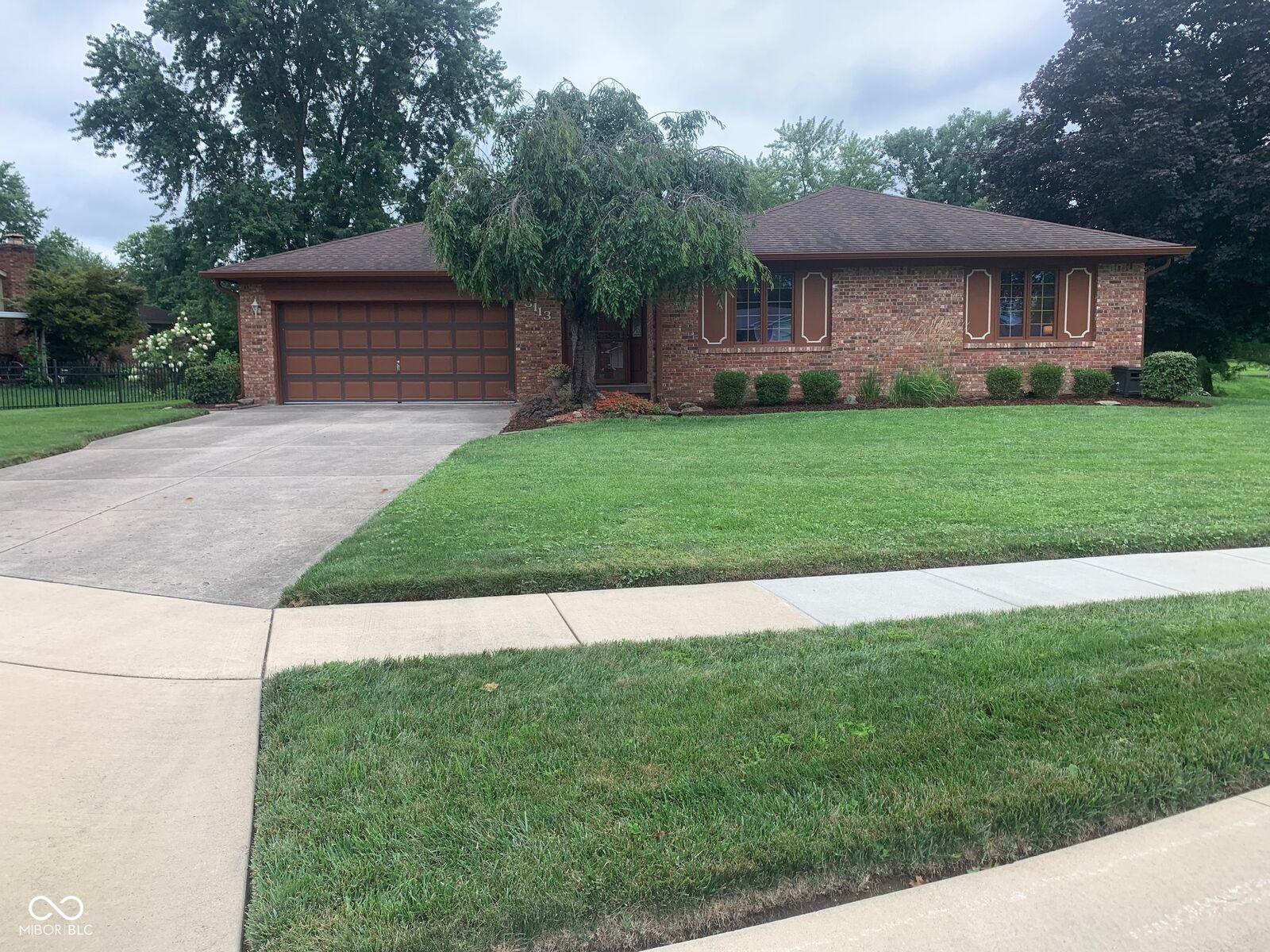 Property Photo: 3113 Cambridge Court IN 46142