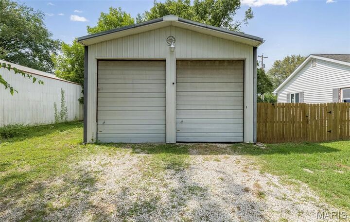 Property Photo: 603 Lindell Drive MO 63070
