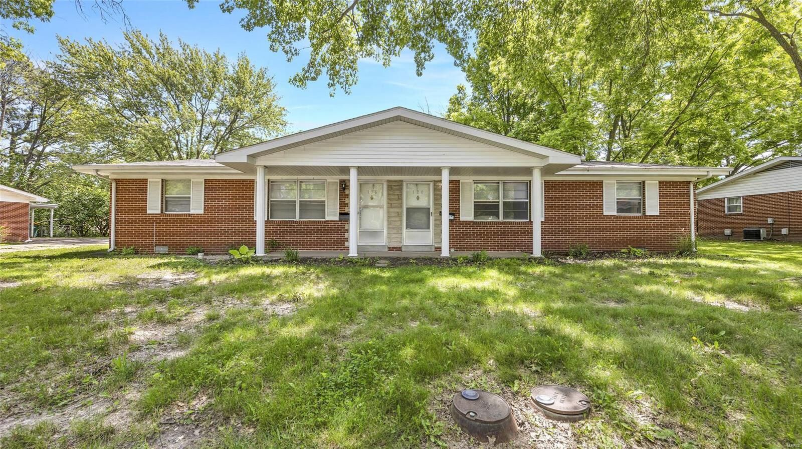 Property Photo:  116 Victoria Drive  IL 62260 