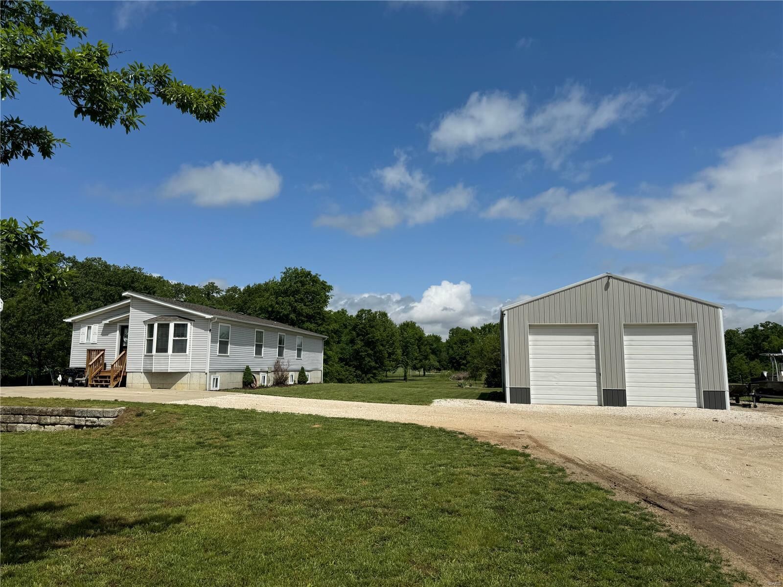 Property Photo:  205 Westwind Trail  MO 63390 