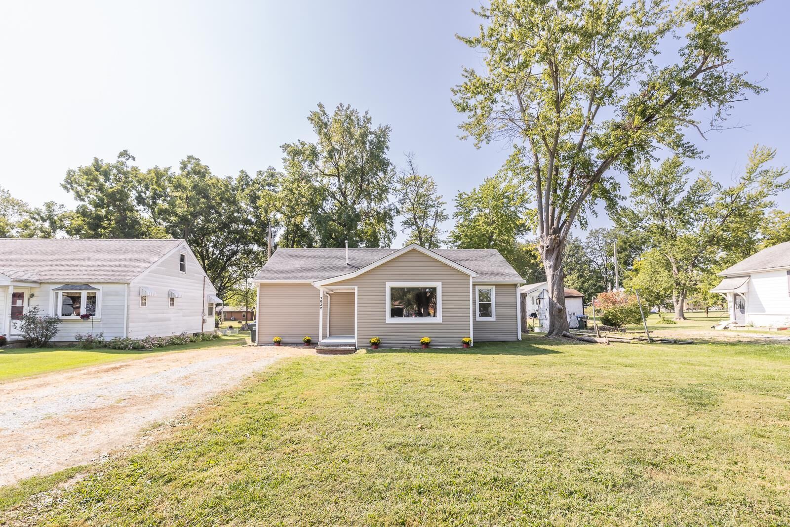 Property Photo: 1022 Spotsylvania Street IL 62264