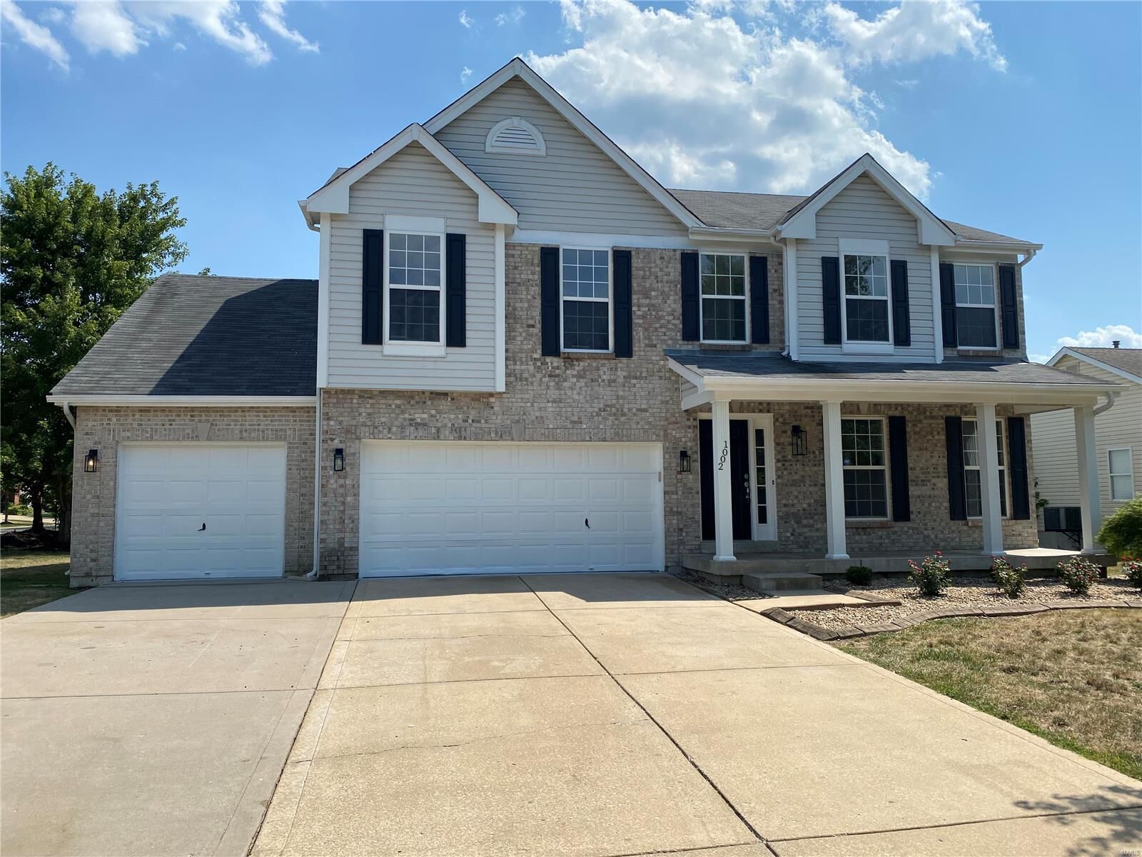 Property Photo: 1002 Red Orchard Trail MO 63368