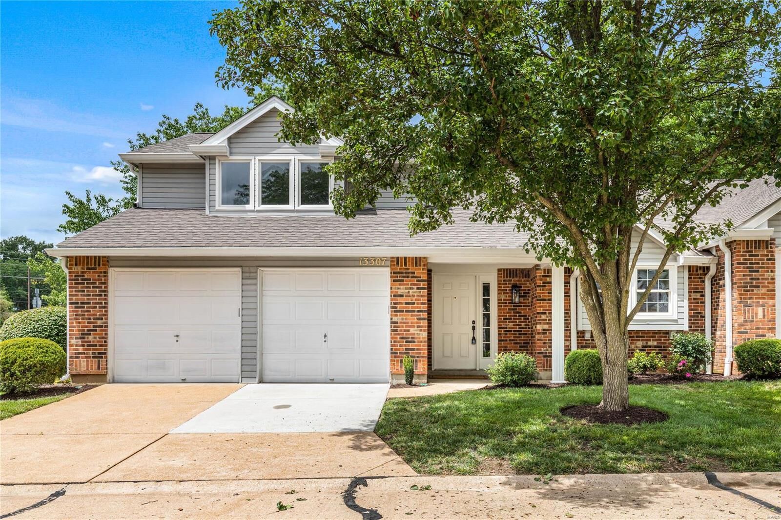 Property Photo: 13307 Woodlake Village Court MO 63141