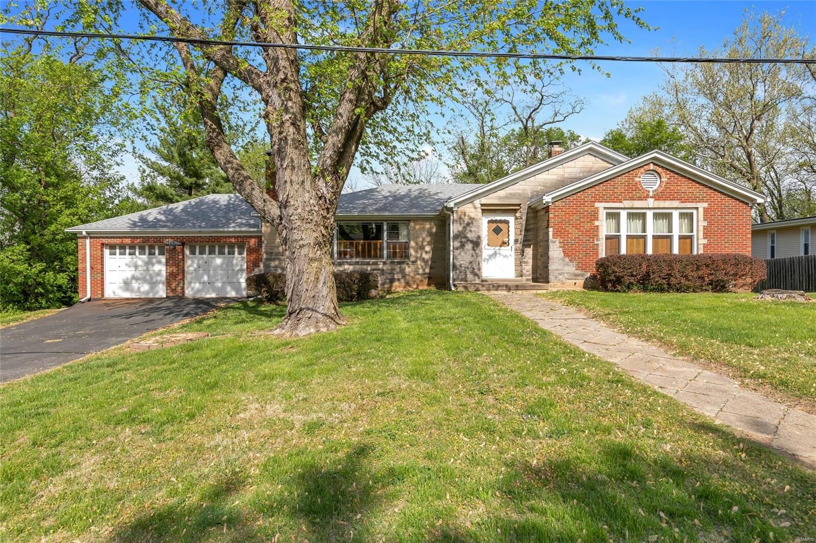 Property Photo: 107 Bluffview Lane IL 62234