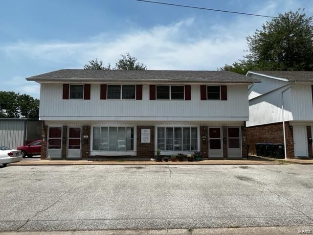 Property Photo: 115 E Voges Street IL 62236