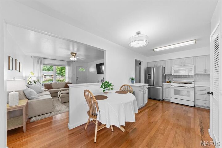 Property Photo: 3500 Glen Arbor Drive MO 63125