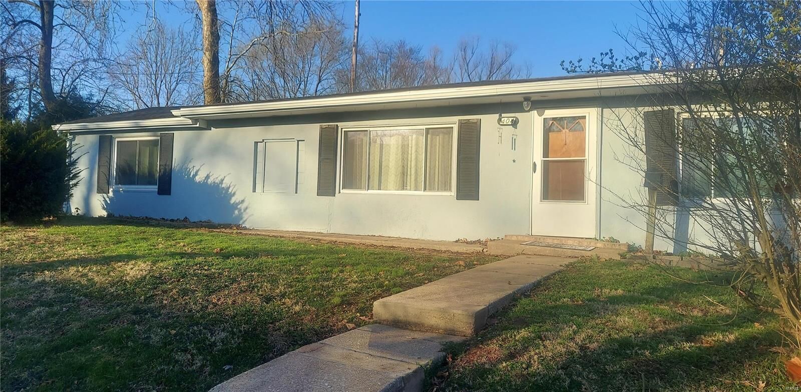 Property Photo: 404 Mine Street IL 62010