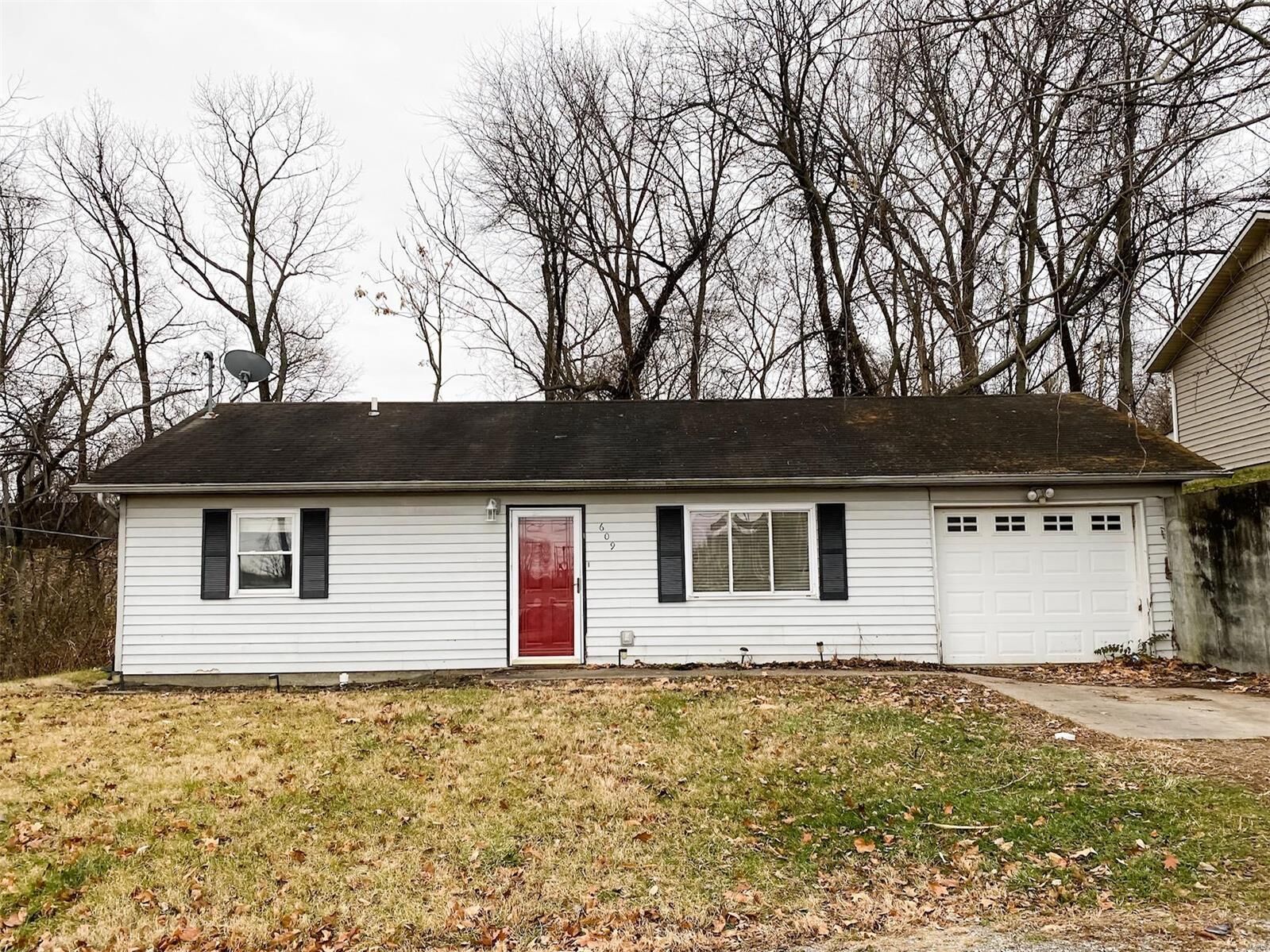 Property Photo:  609 Mason Street  MO 63701 