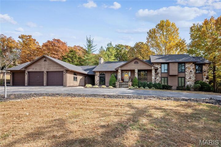 Property Photo:  515 Country Lane  MO 63080 