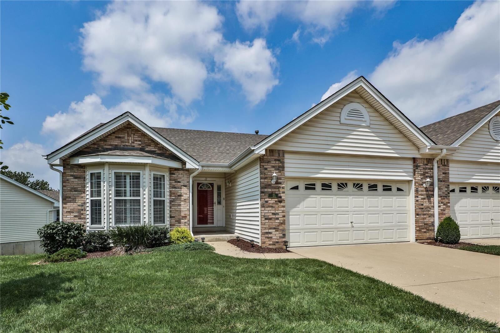Property Photo:  12 Rainier Pointe Court  MO 63301 