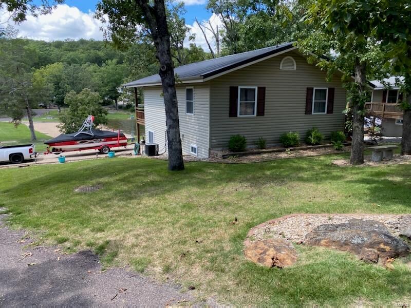 Property Photo: 1737 Lake Shore Drive MO 65066