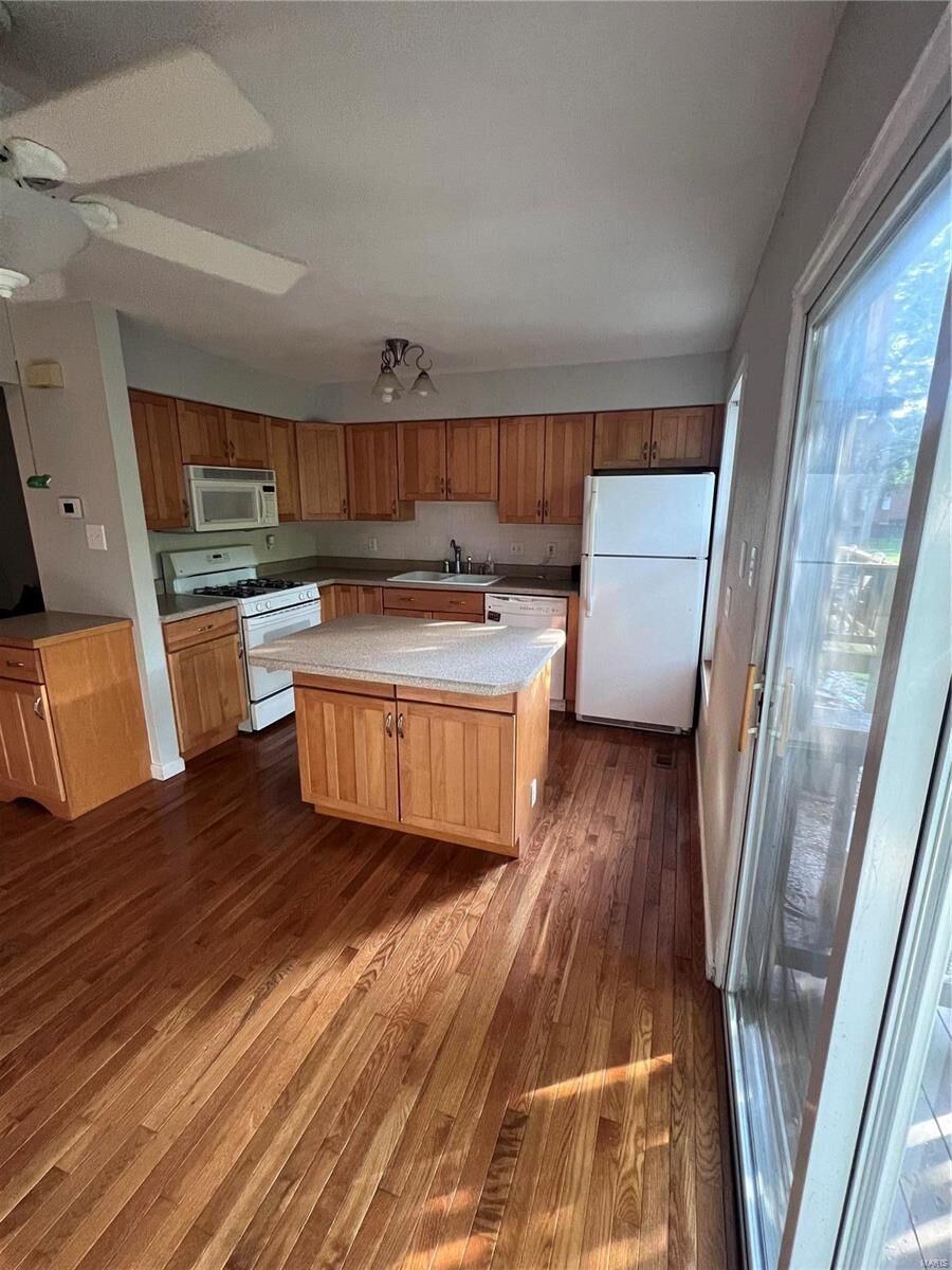 Property Photo:  2018 New Sun Drive  MO 63031 