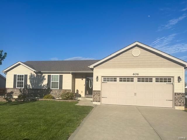Property Photo: 406 Prairie Creek Drive MO 63348