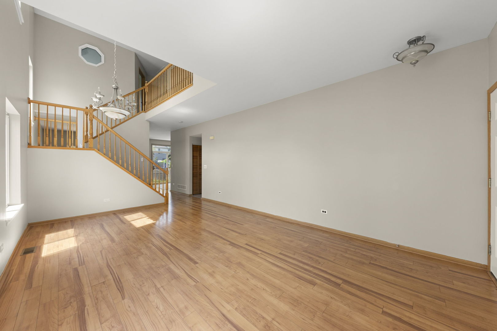 Property Photo: 2721 River Bend Lane IL 60586