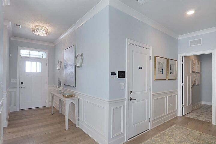 Property Photo:  724 Alberta Avenue  IL 60543 