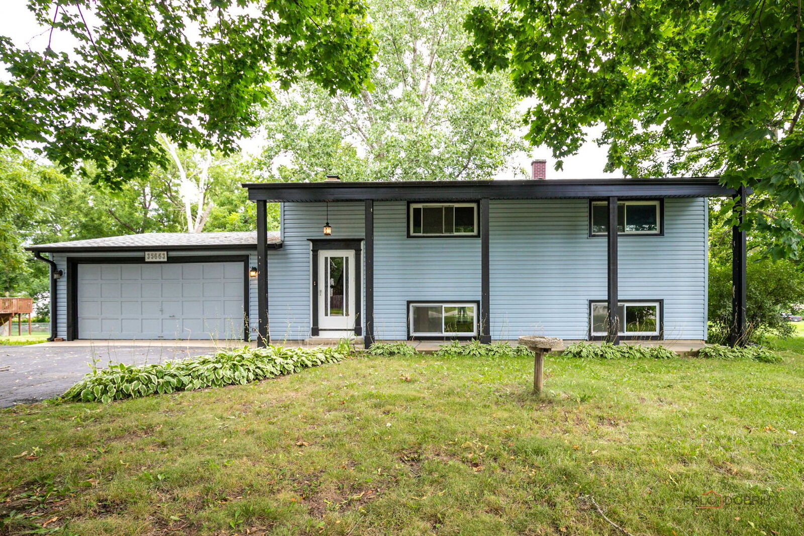 Property Photo: 35663 N Helendale Road IL 60041