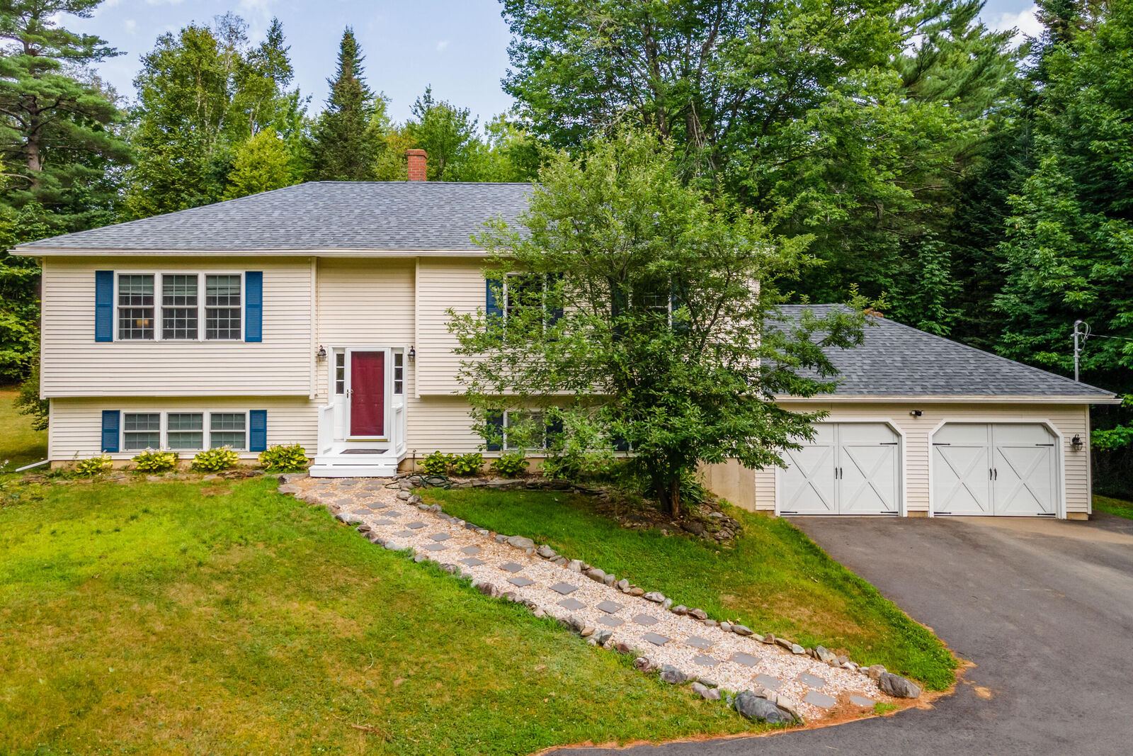 Property Photo:  514 Meadow Road  ME 04444 