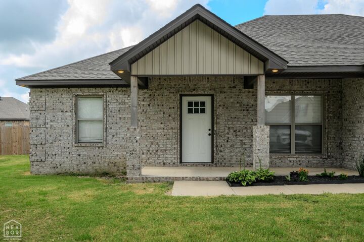 Property Photo: 609 Lanes Way AR 72442