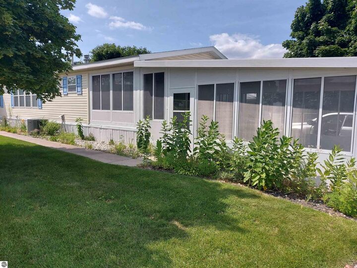 Property Photo: 2307 Leisure Lane MI 49686