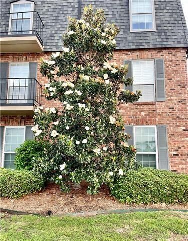 Property Photo:  2521 Metairie Lawn Drive 103  LA 70002 