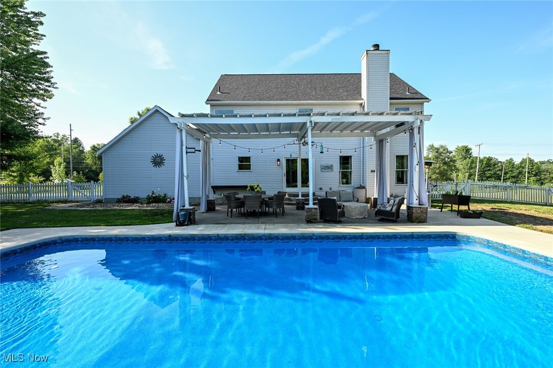 Property Photo: 10575 Tallmadge Road OH 44412