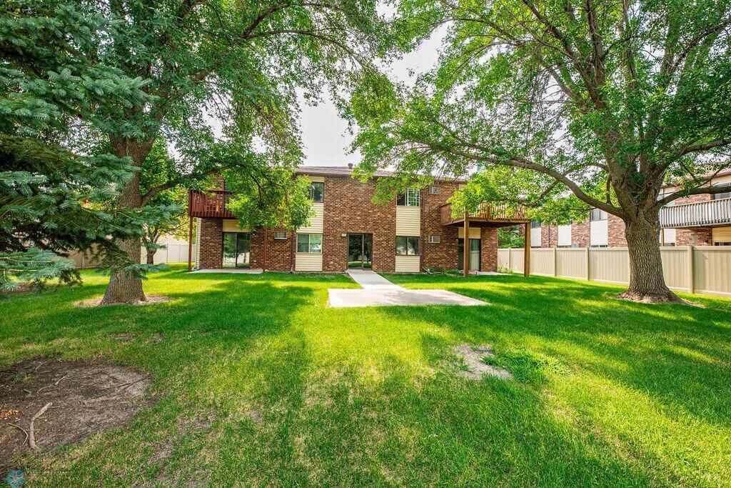 Property Photo: 2550 18th Street S 103 ND 58103