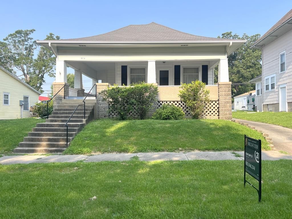 Property Photo: 904 Vine St MO 64601