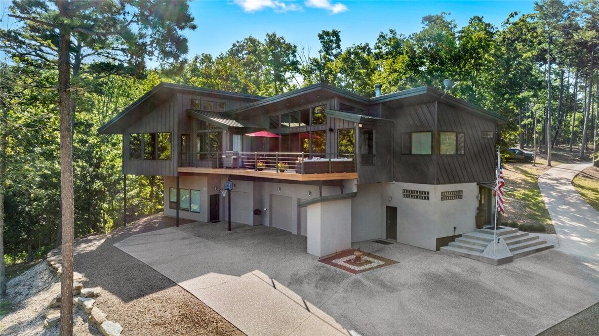 Property Photo: 18582 Dream Catcher Cove AR 72732