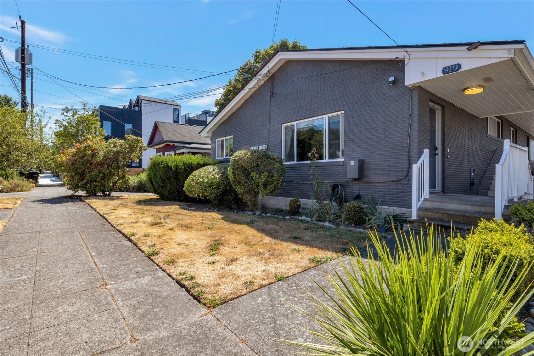 Property Photo: 917 NW 57th Street WA 98107