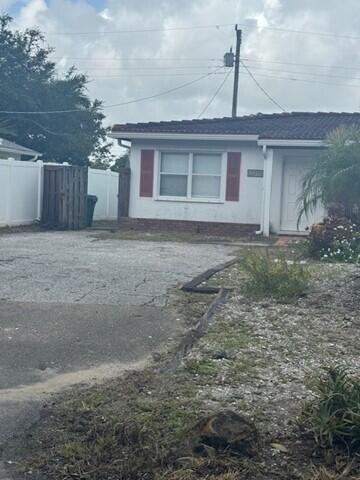 Property Photo:  13791 Oleander Avenue  FL 33408 