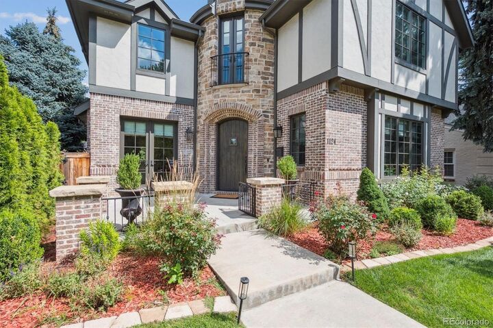 Property Photo: 1124 S Saint Paul Street CO 80210