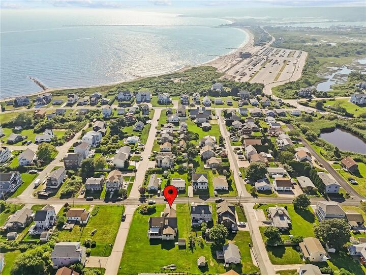 100 Chestnut Avenue  Narragansett RI 02882 photo