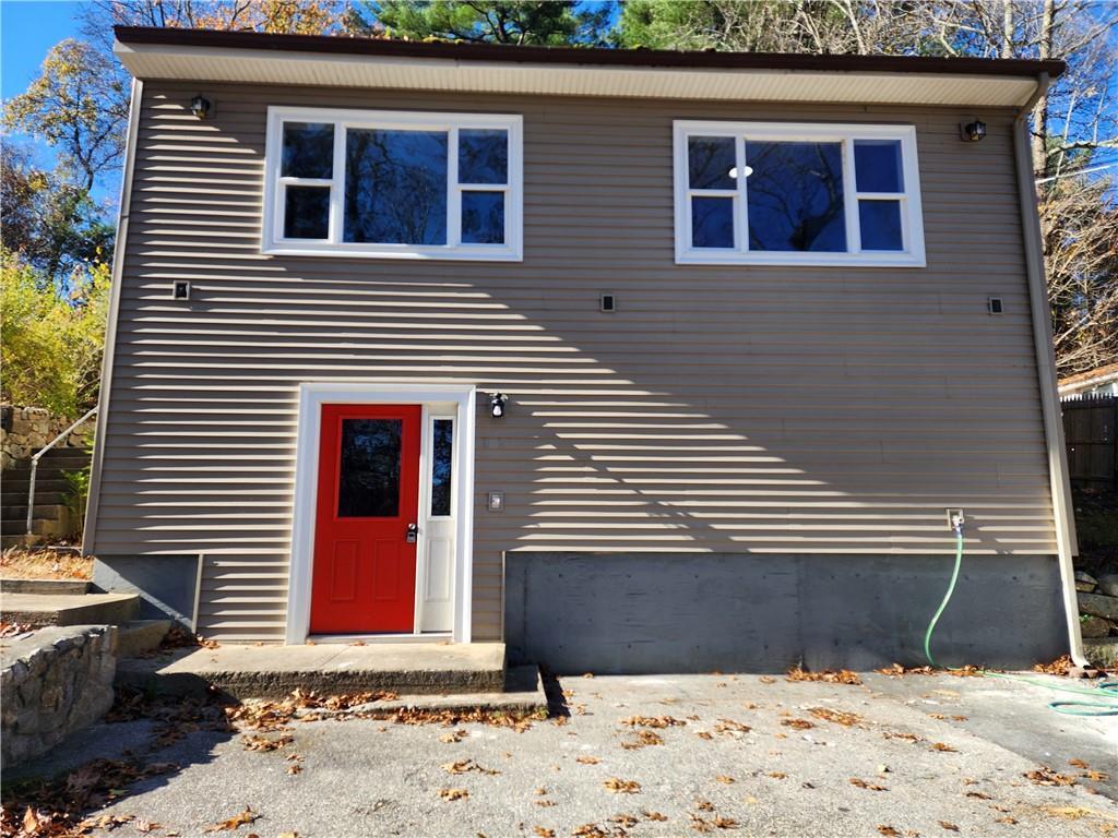 Property Photo: 53 Knotty Oak Shore RI 02816