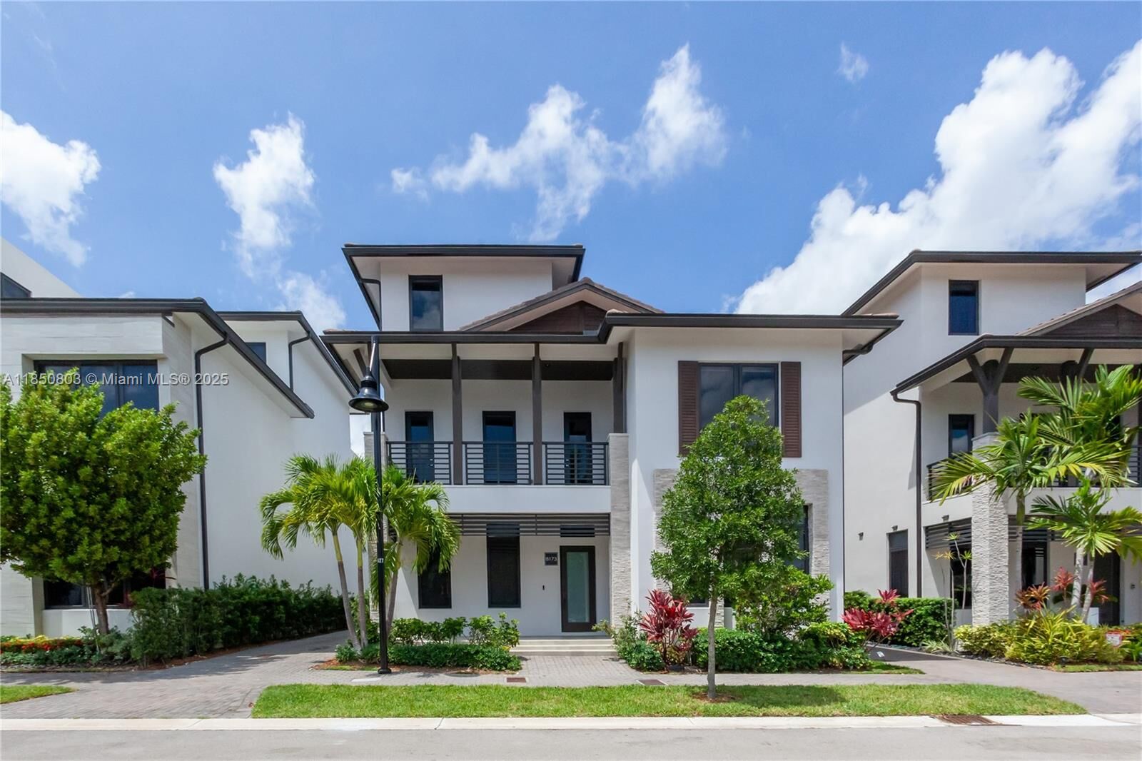Property Photo: 8173 NW 47th Ter FL 33166